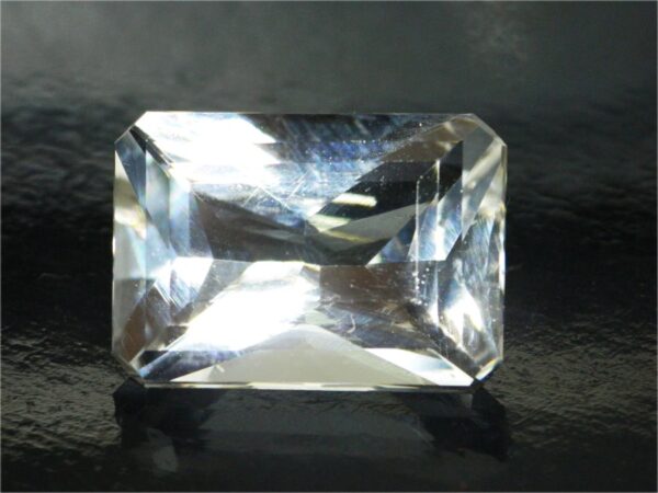 SCAPOLITE WHITE 8.42 CTS 14104 - BEAUTIFUL GEM