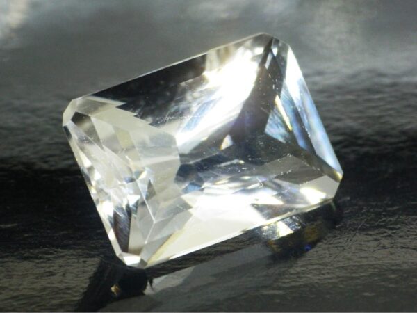 SCAPOLITE WHITE 8.42 CTS 14104 - BEAUTIFUL GEM - Image 2