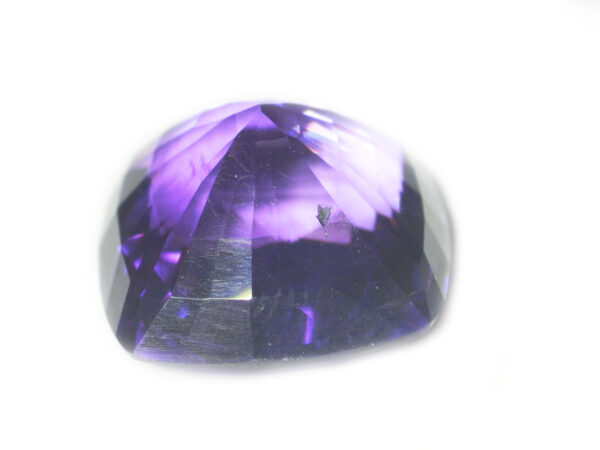 AMETHYST PURPLE-RED 8.90 CTS 17550 - GORGEOUS COLOR CHANGE - Image 3