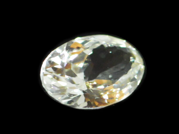 WHITE SAPPHIRE UNHEATED HIGHLY LUSTROUS GEM FLAWLESS