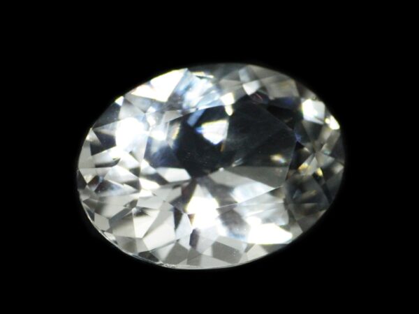 CERTIFIED SCAPOLITE WHITE 7.73 CARATS 19511 - SRI LANKA NATURAL GEMSTONE - Image 2