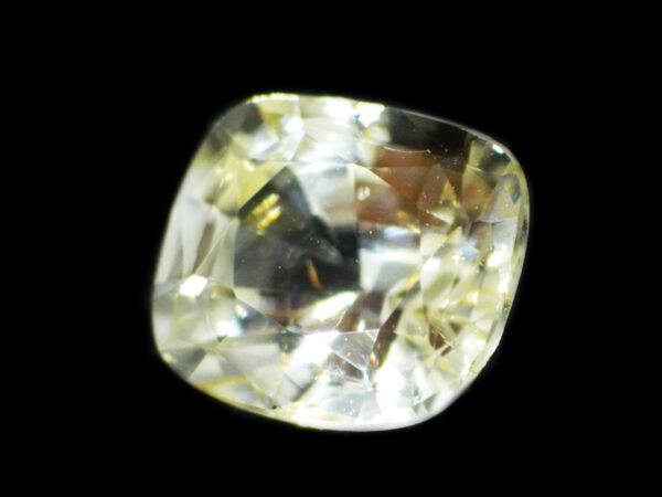 YELLOW SAPPHIRE UNHEATED 1.31 Cts 19887 - Gorgeous Gem For Engagement Ring - Image 3