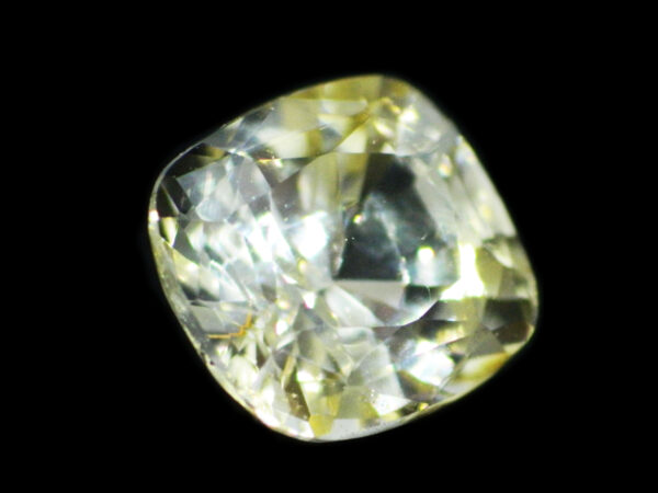 YELLOW SAPPHIRE UNHEATED 1.31 Cts 19887 - Gorgeous Gem For Engagement Ring