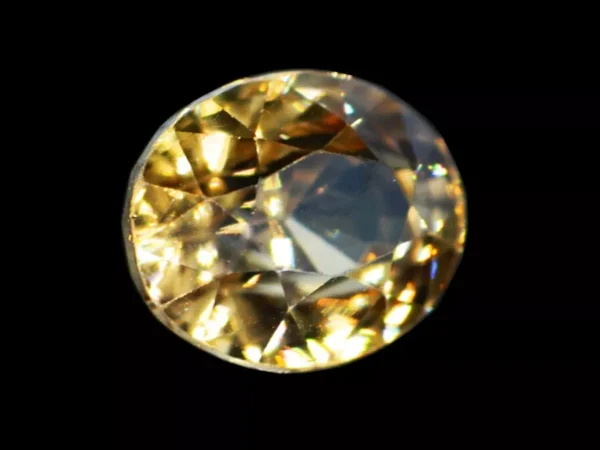 ZIRCON GOLDEN YELLOW NATURAL 4.73 Cts SRI LANKA LOOSE GEM - Image 2