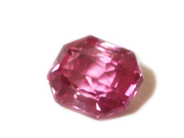 PINK SAPPHIRE UNHEATED FLAWLESS 0.74 Cts GORGEOUS GEM FOR ENGAGEMENT RING (Copy) - Image 2