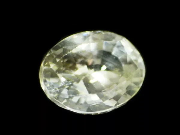 WHITE SAPPHIRE UNHEATED 0.92 CTS 17701 - HIGHLY LUSTROUS GEM