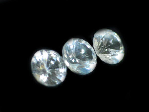 WHITE SAPPHIRE 3 Pcs 0.71 Cts 18651 - NATURAL SRI LANKA LOOSE GEMSTONE - Image 4