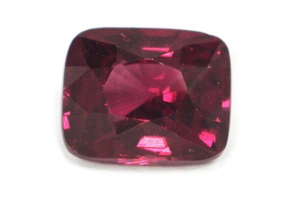 RHODOLITE GARNET 2.41 CTS - NATURAL SRI LANKA LOOSE GEMSTONE 19392