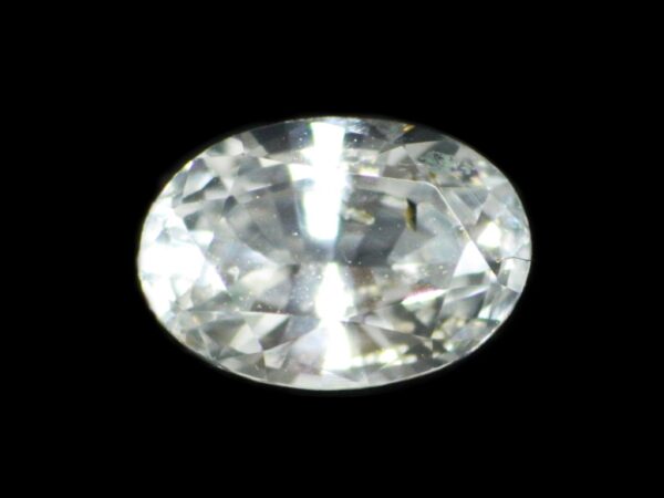 WHITE SAPPHIRE 0.77 CTS 19482 - CEYLON LOOSE GEMSTONE