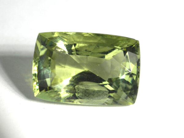 APATITE GREEN 8.66 CARATS - CEYLON NATURAL LOOSE GEMSTONE 19281